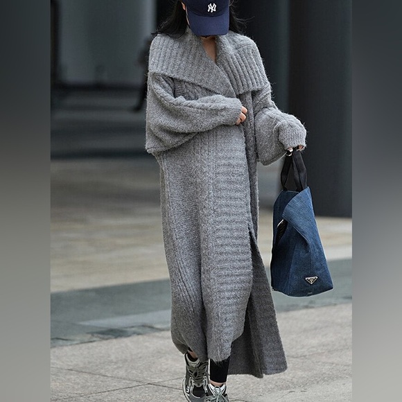 #34 LAST 1 COST 🛑EXTRA LONG OVERSIZED Gray Cardigan Sweater Fuzzy Slouchy duster - Picture 2 of 4